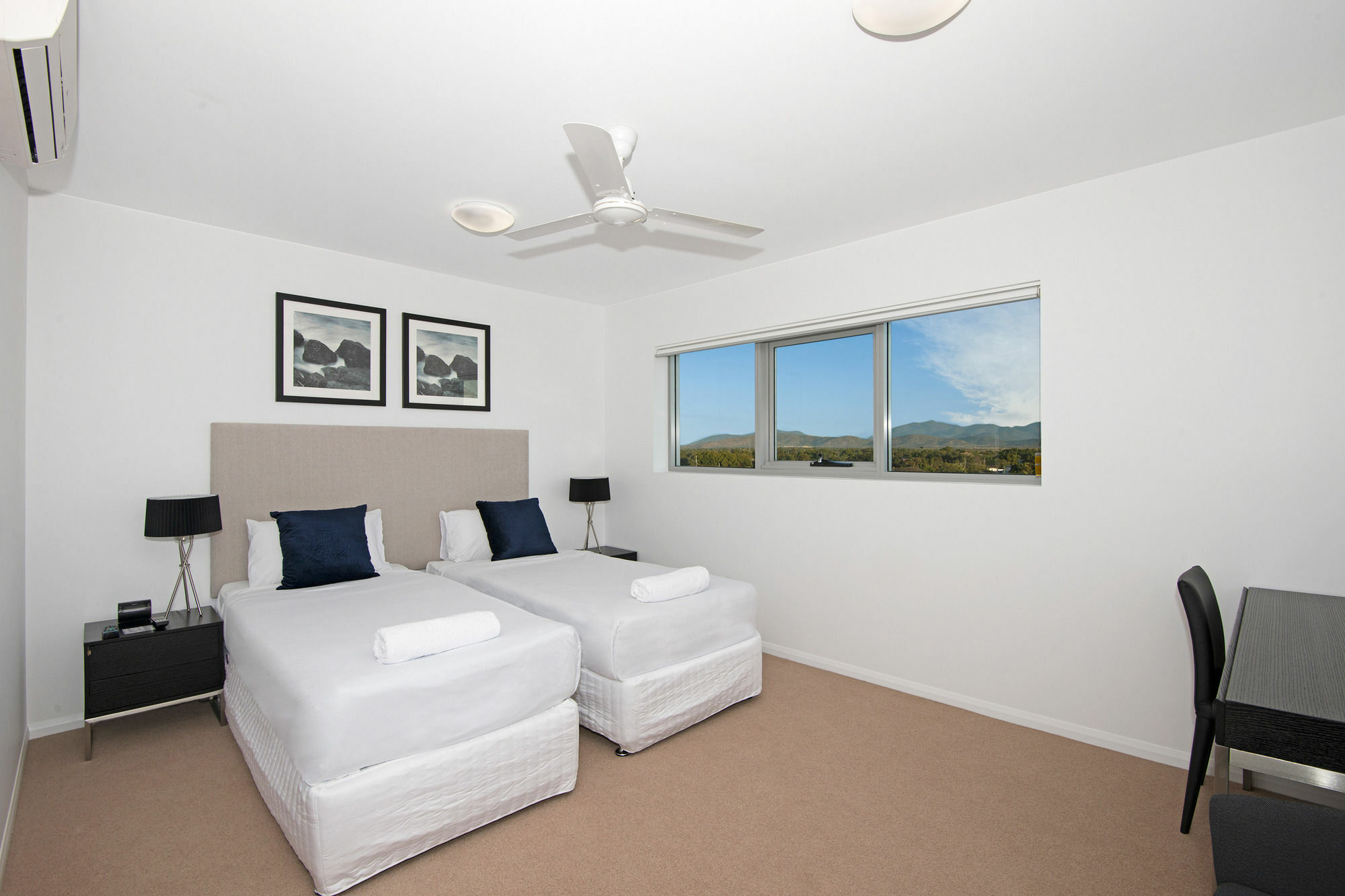 Allure Hotel & Apartments Townsville Exterior photo